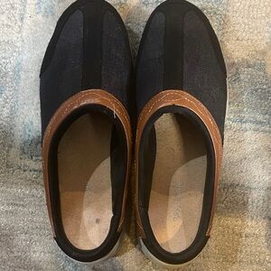 EASY SPIRIT Black/Brown/Gray Slip-On Casual Shoes 8M Sebaye7 Model Like New